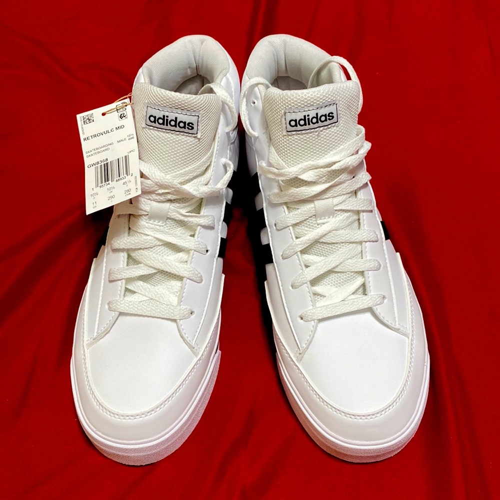 Adidas’s RETROVULC MID, very unique and comfortable, NWT never been worn